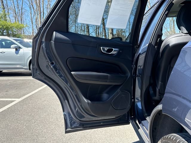 Certified 2024 Volvo XC60 B5 Plus w/ Protection Package Premier image 23