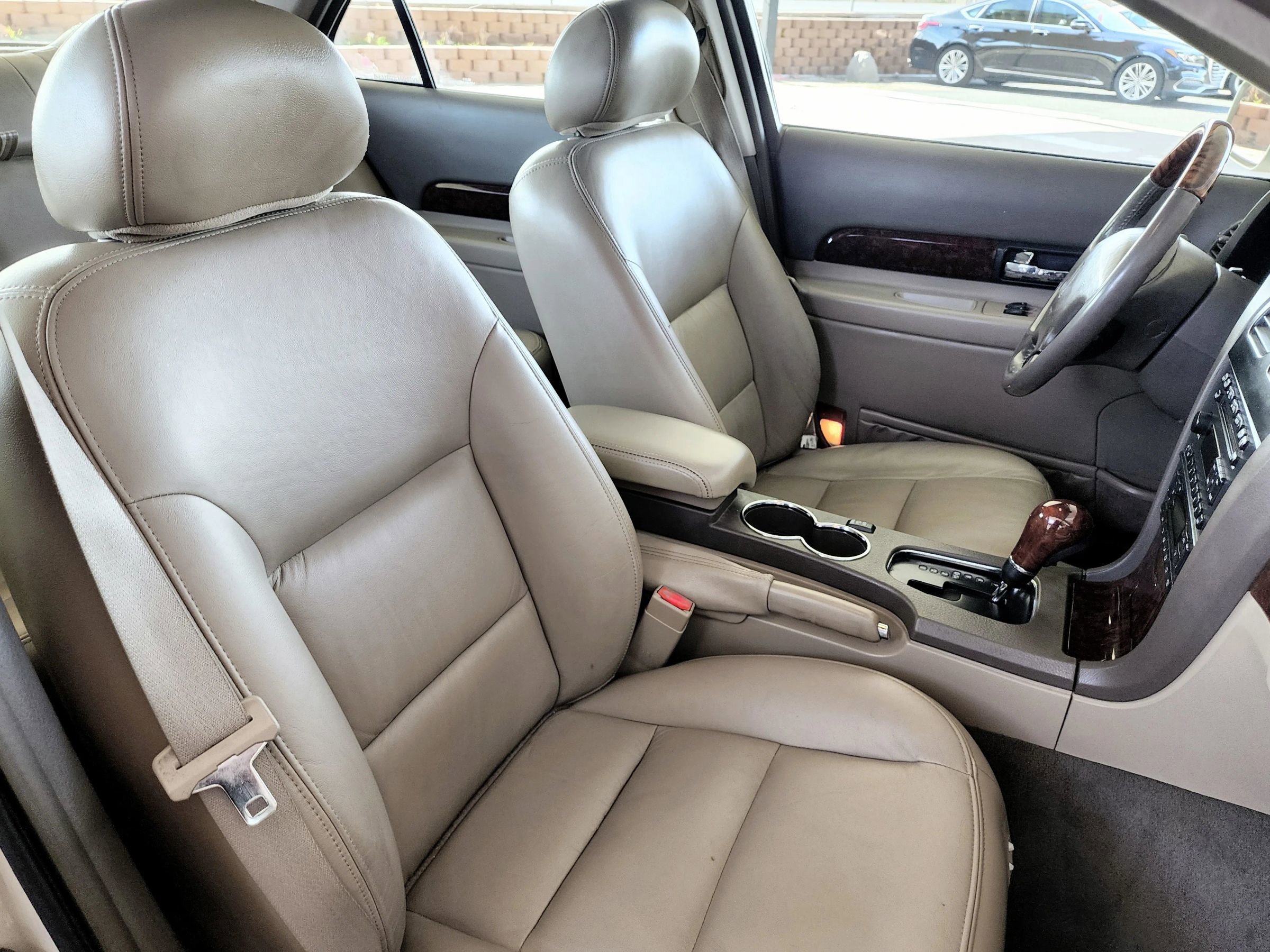 Used 2002 Lincoln LS image 32