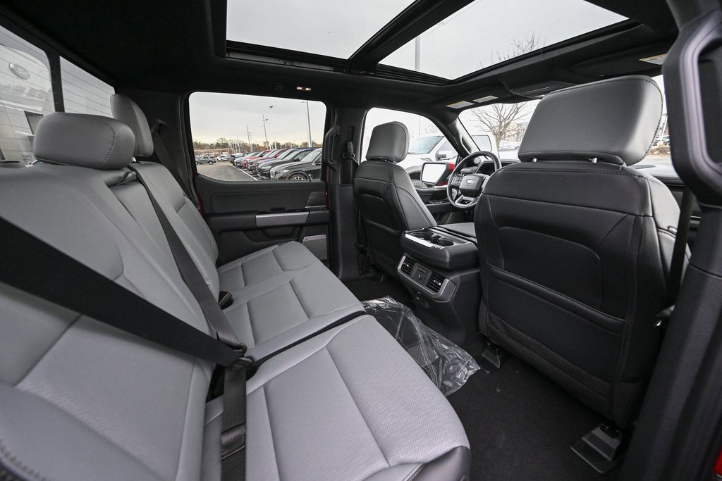 New 2025 Ford F150 Lightning Lariat image 22