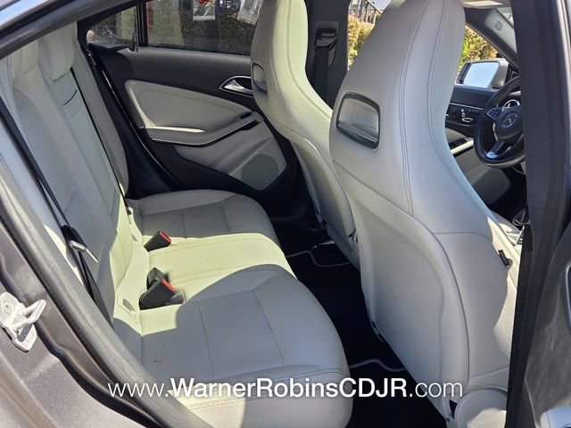 Used 2018 Mercedes-Benz CLA 250 4MATIC image 16