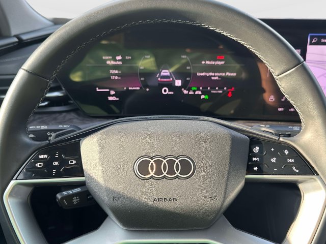 Certified 2025 Audi Q5 Premium w/ Convenience Package AWD/4WD image 22