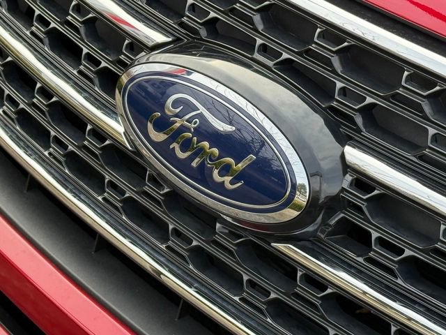 Certified 2023 Ford Explorer XLT w/ Equipment Group 202A image 26