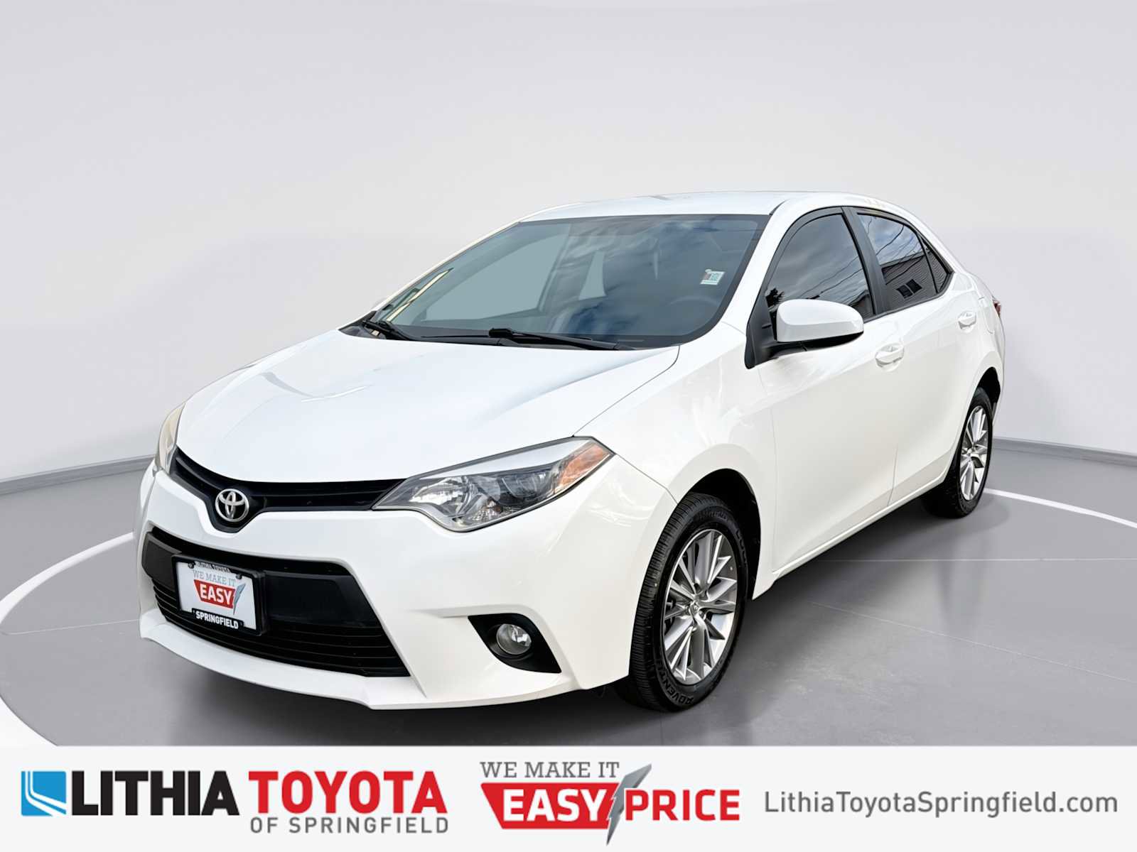 Used 2014 Toyota Corolla LE FWD image 1