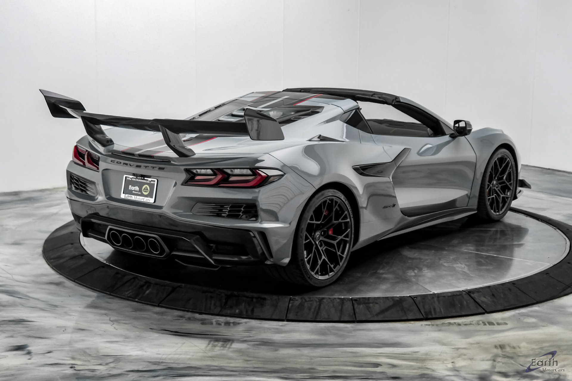 Used 2025 Chevrolet Corvette ZR1 w/ ZR1 Carbon Fiber Aero Package RWD image 23