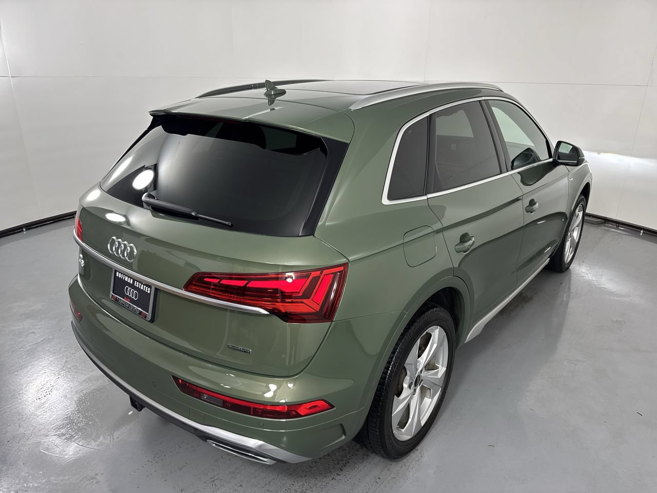 Used 2023 Audi Q5 2.0T Premium Plus w/ Premium Plus Package AWD/4WD image 37