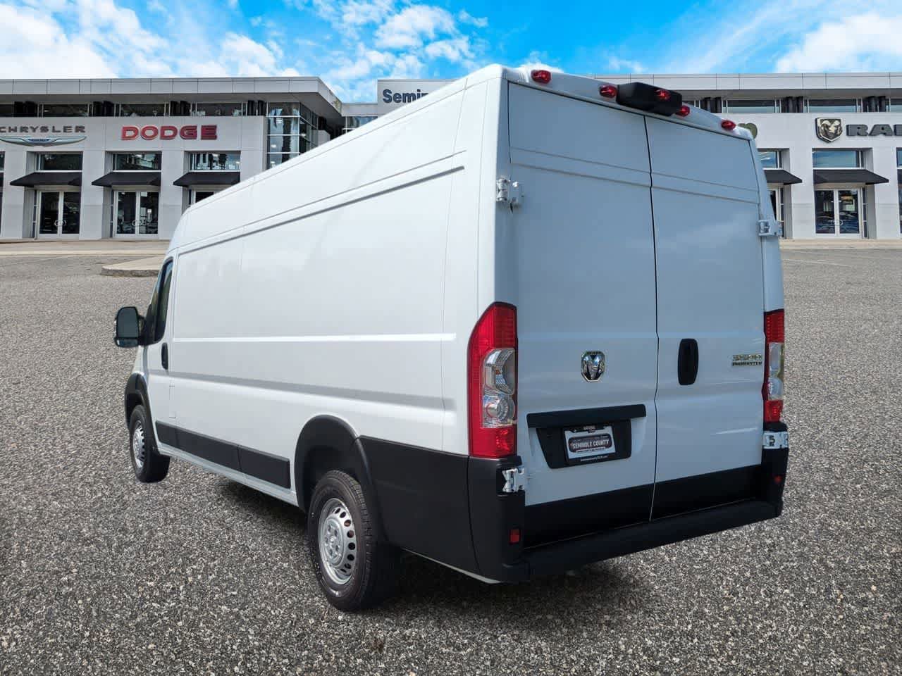 Used 2025 RAM ProMaster 3500 w/ Convenience Group FWD image 6
