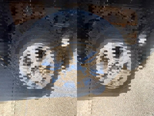 Used 2017 GMC Sierra 2500 SLT w/ Duramax Plus Package image 9