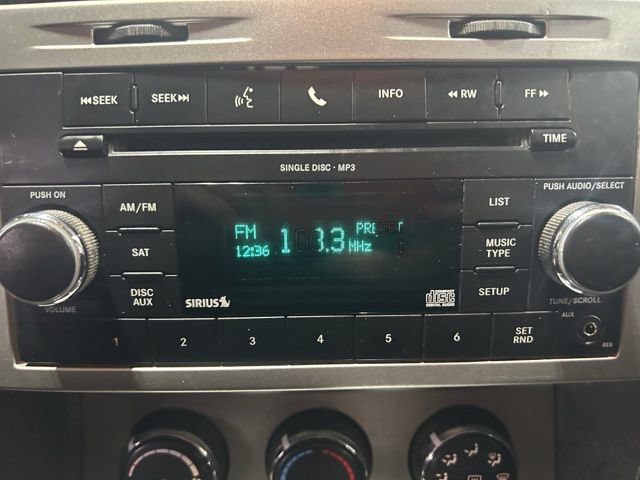 Used 2011 Dodge Nitro Heat w/ Popular Equipment Group AWD/4WD image 35