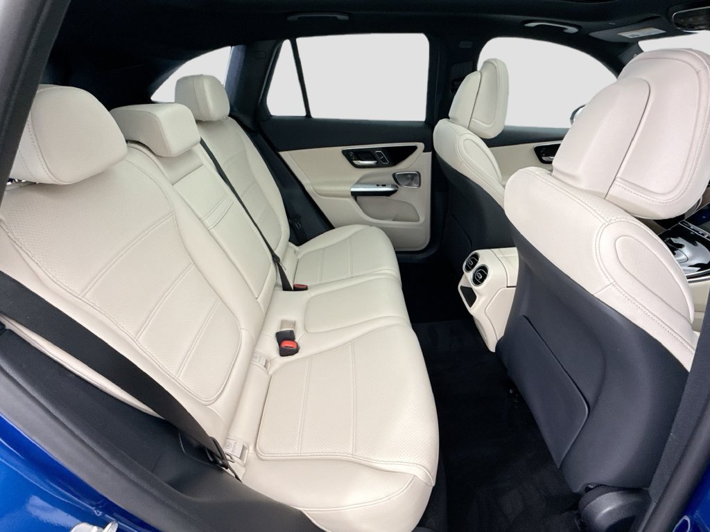Certified 2026 Mercedes-Benz GLC 300 image 21