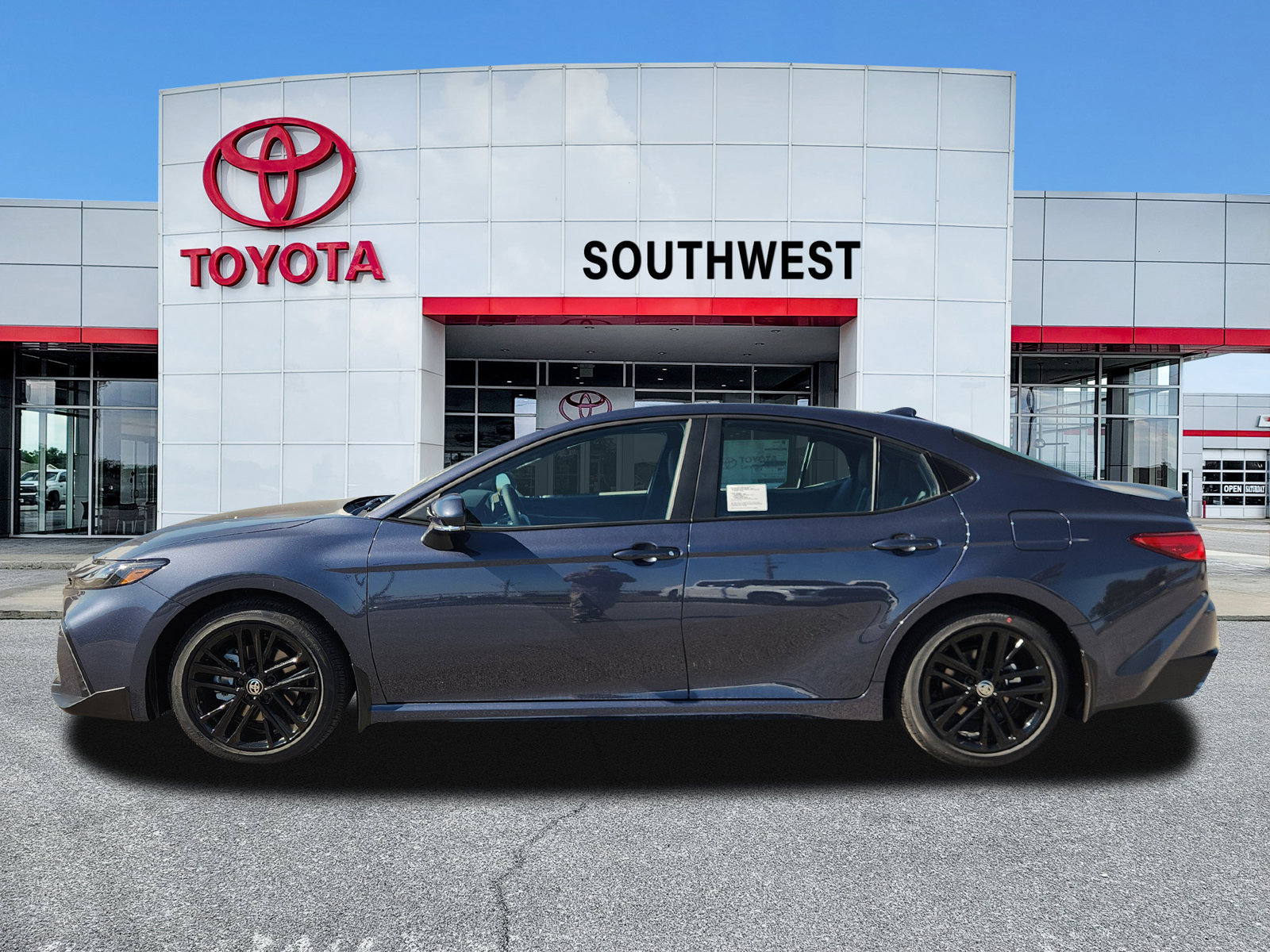 New 2026 Toyota Camry SE w/ Convenience Package FWD image 3