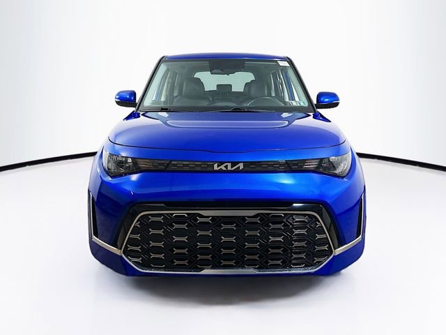 Used 2023 Kia Soul GT-Line video 2