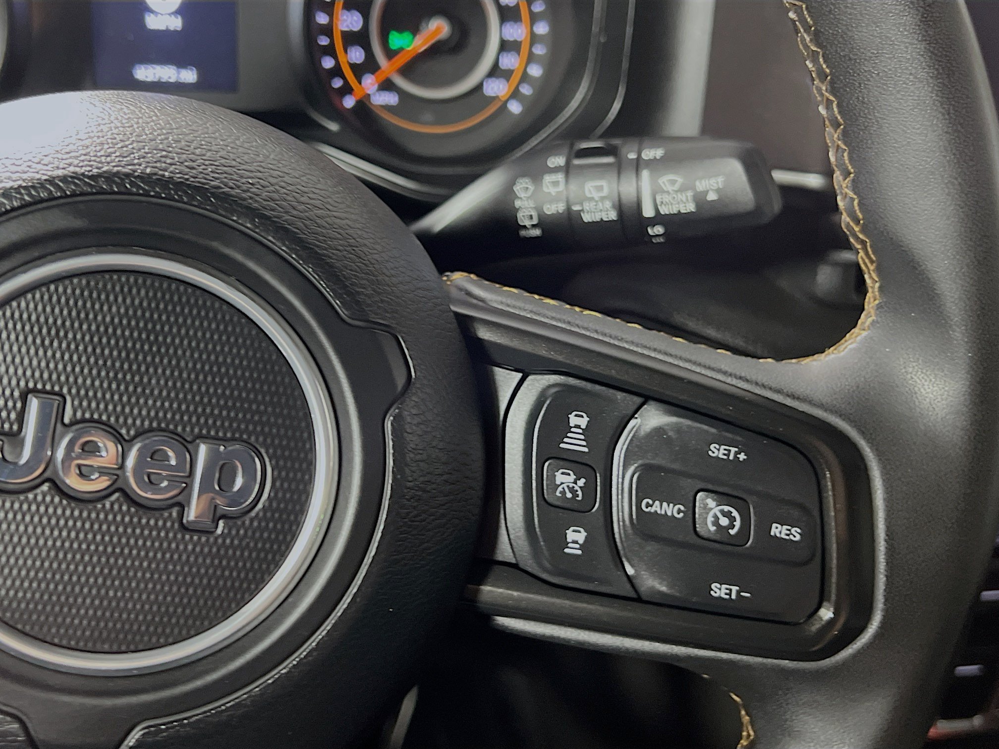 Used 2024 Jeep Wrangler Unlimited Sport AWD/4WD image 21