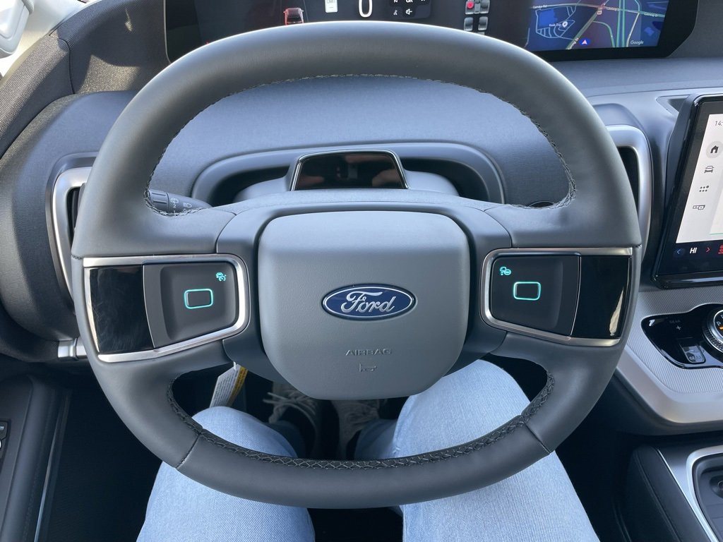 New 2026 Ford Expedition Active image 30