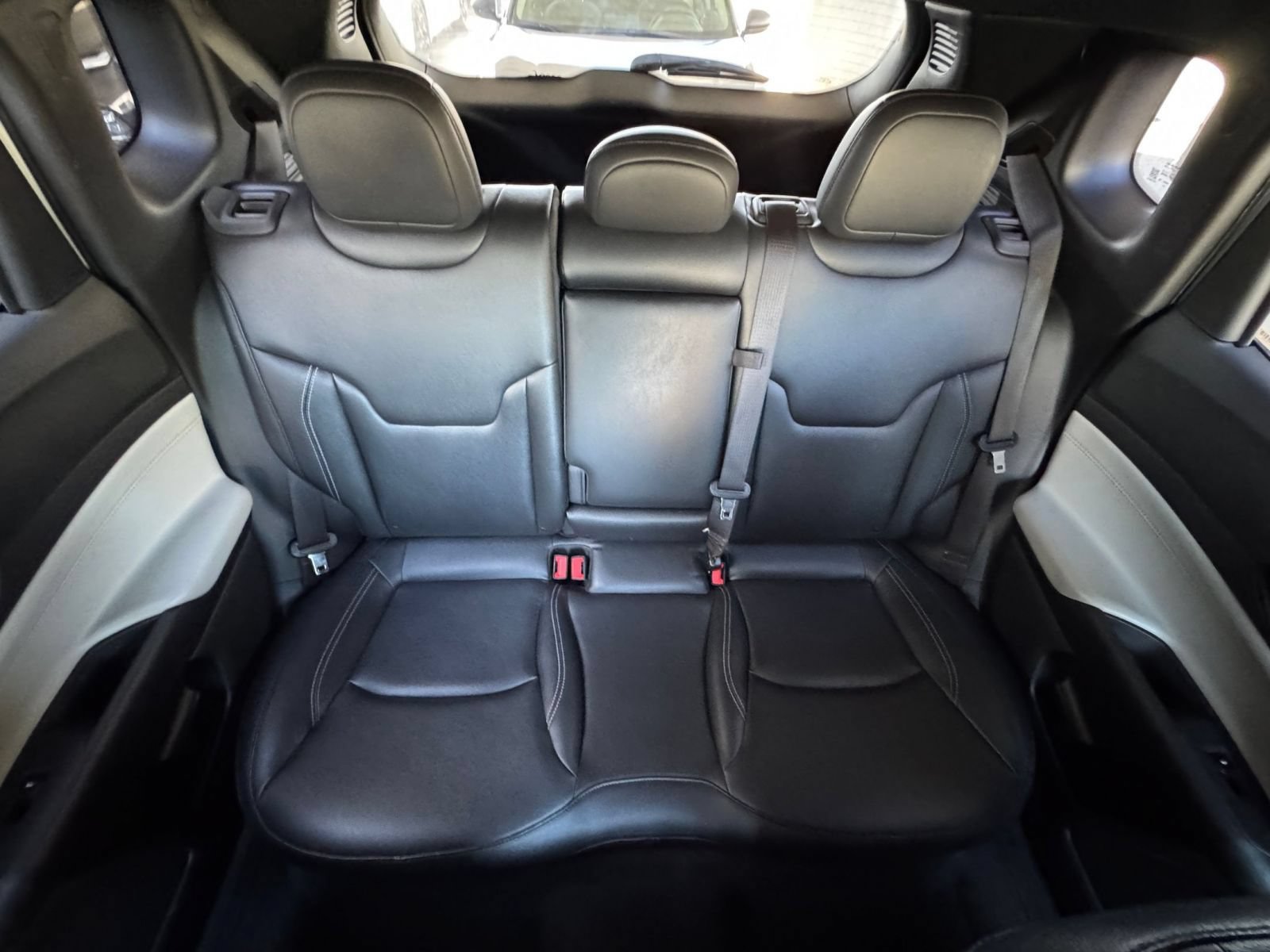 Used 2025 Jeep Compass Limited AWD/4WD image 37