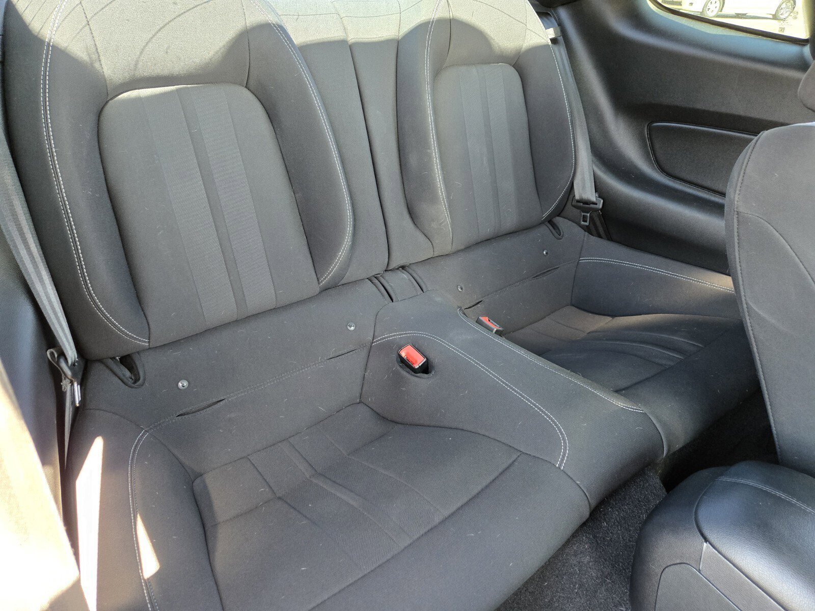 Used 2019 Ford Mustang Coupe w/ Equipment Group 101A RWD image 11