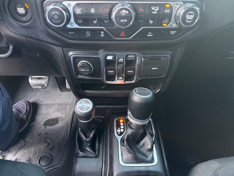Used 2022 Jeep Gladiator Sport AWD/4WD image 44
