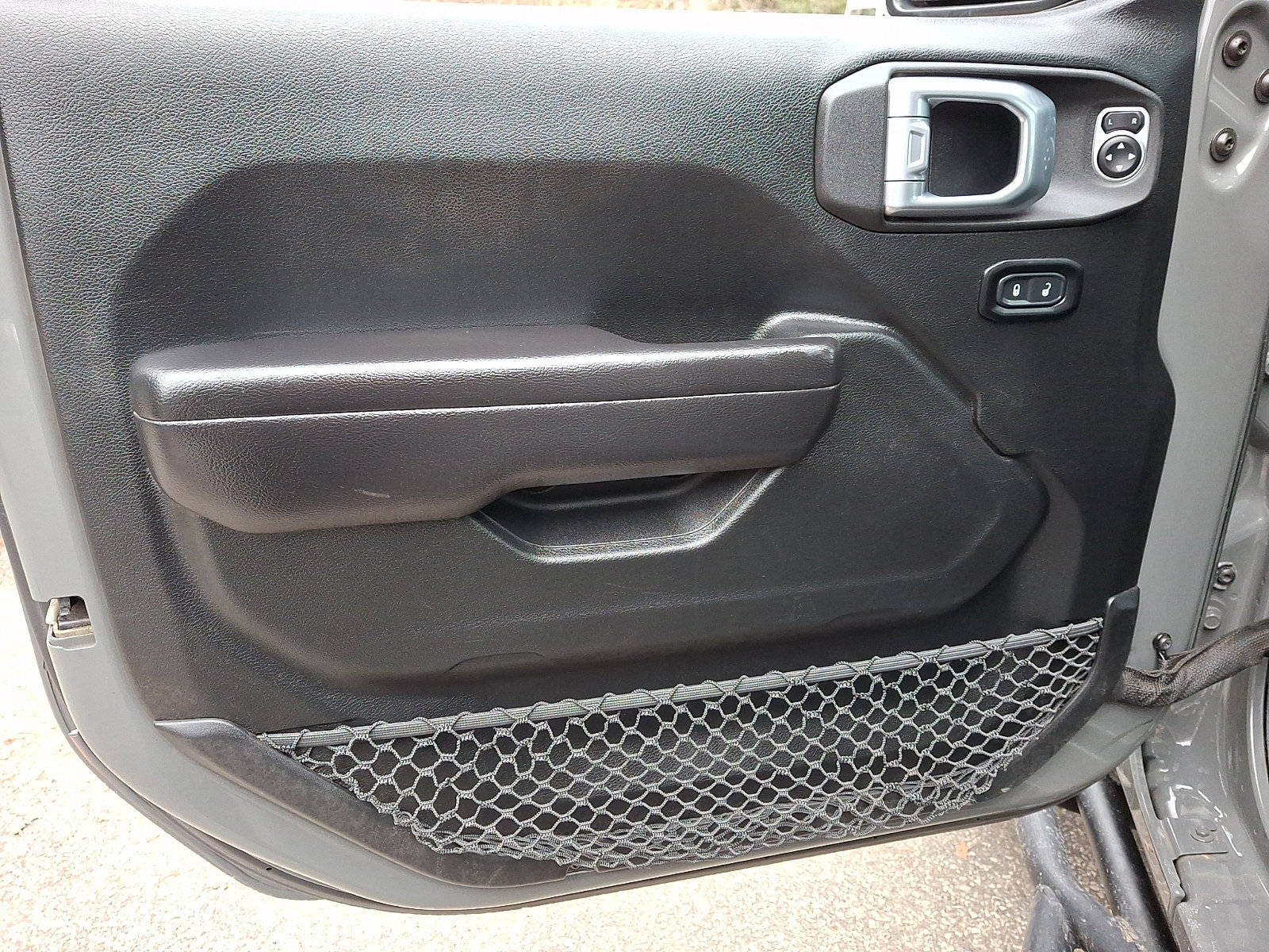 Used 2020 Jeep Gladiator Sport w/ Quick Order Package 24S image 13