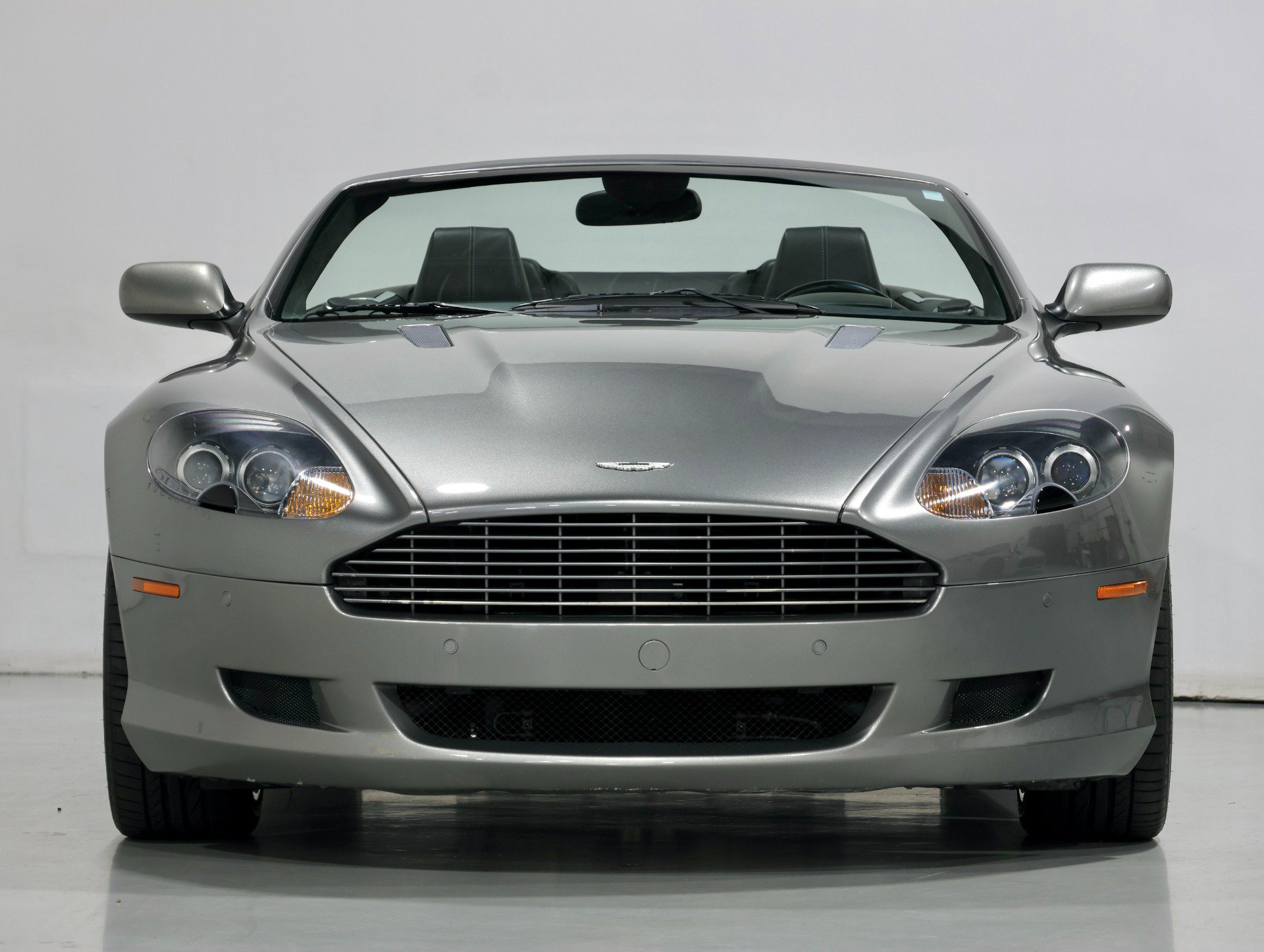 Used 2008 Aston Martin DB9 Volante RWD image 11