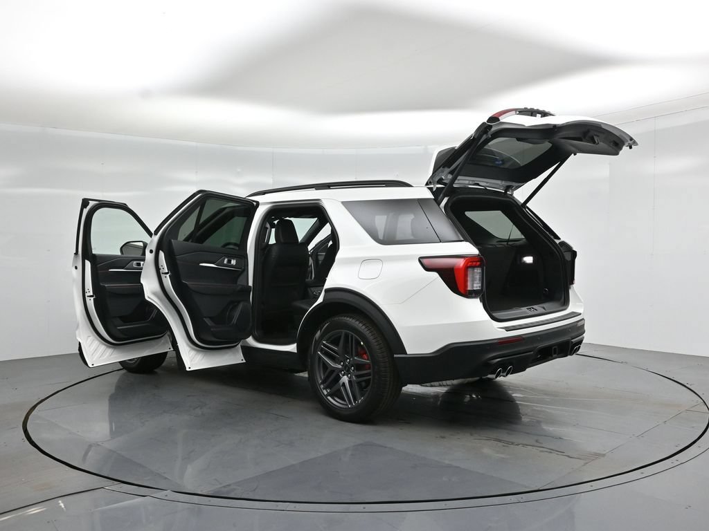 New 2026 Ford Explorer ST w/ Sun And Sound Package AWD/4WD image 33
