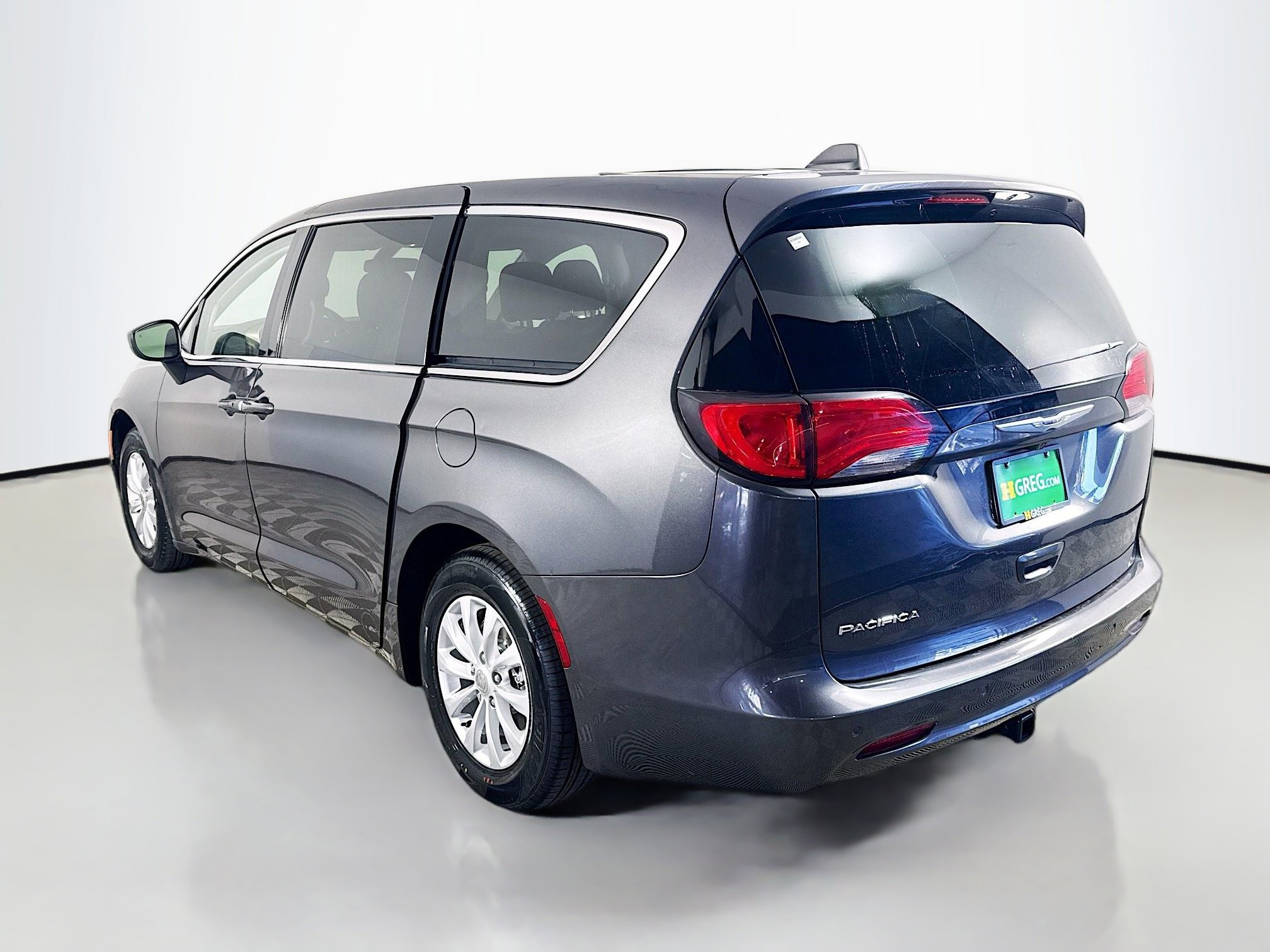 Used 2019 Chrysler Pacifica LX w/ Tire & Wheel Group image 7