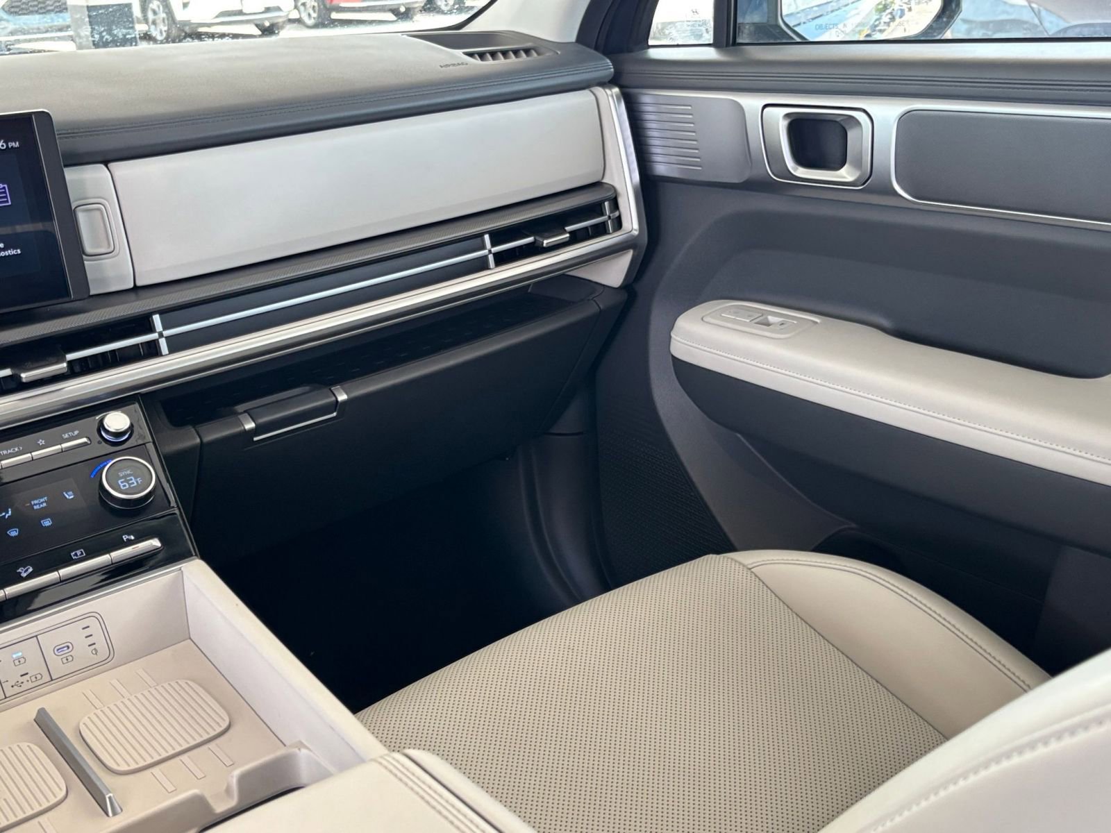 Used 2025 Hyundai Santa Fe SEL FWD image 37