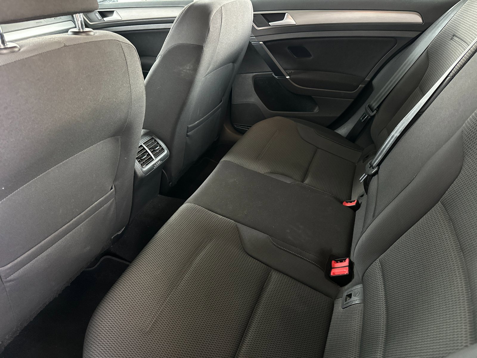 Used 2016 Volkswagen Golf SEL image 11