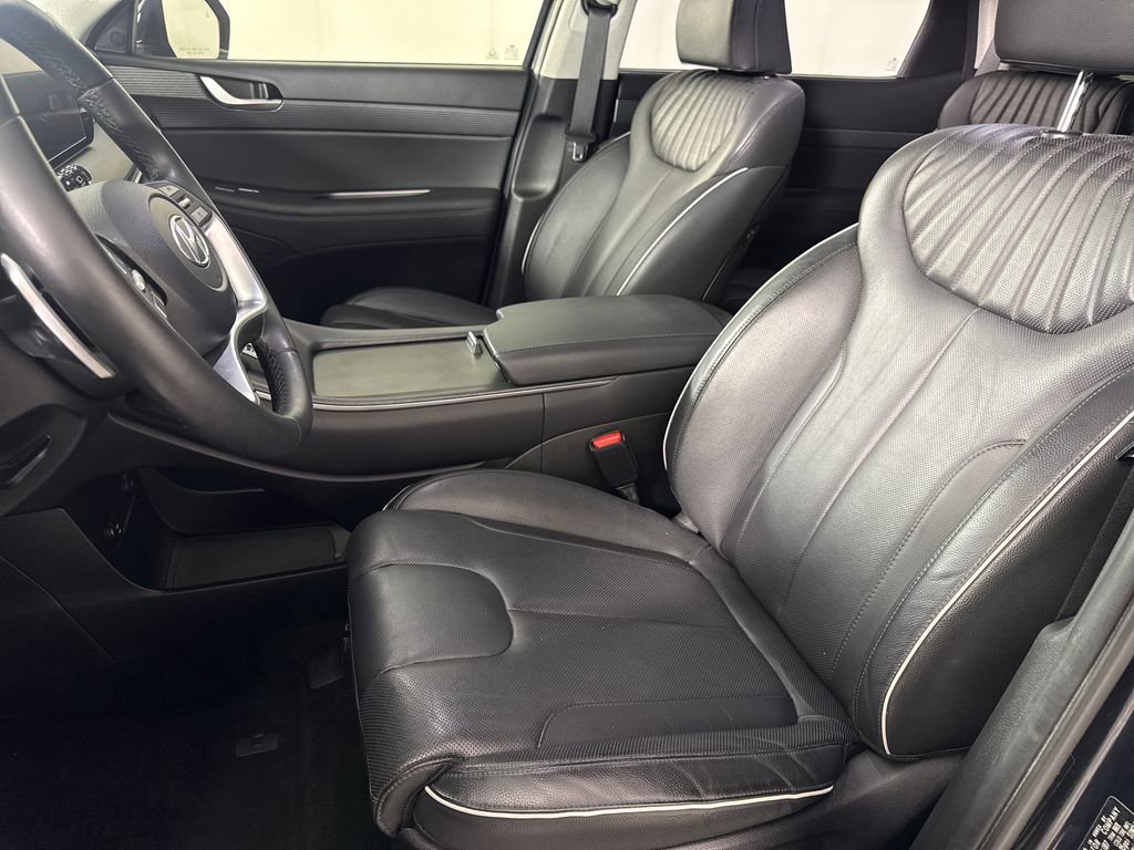 Used 2023 Hyundai Palisade Limited FWD image 13