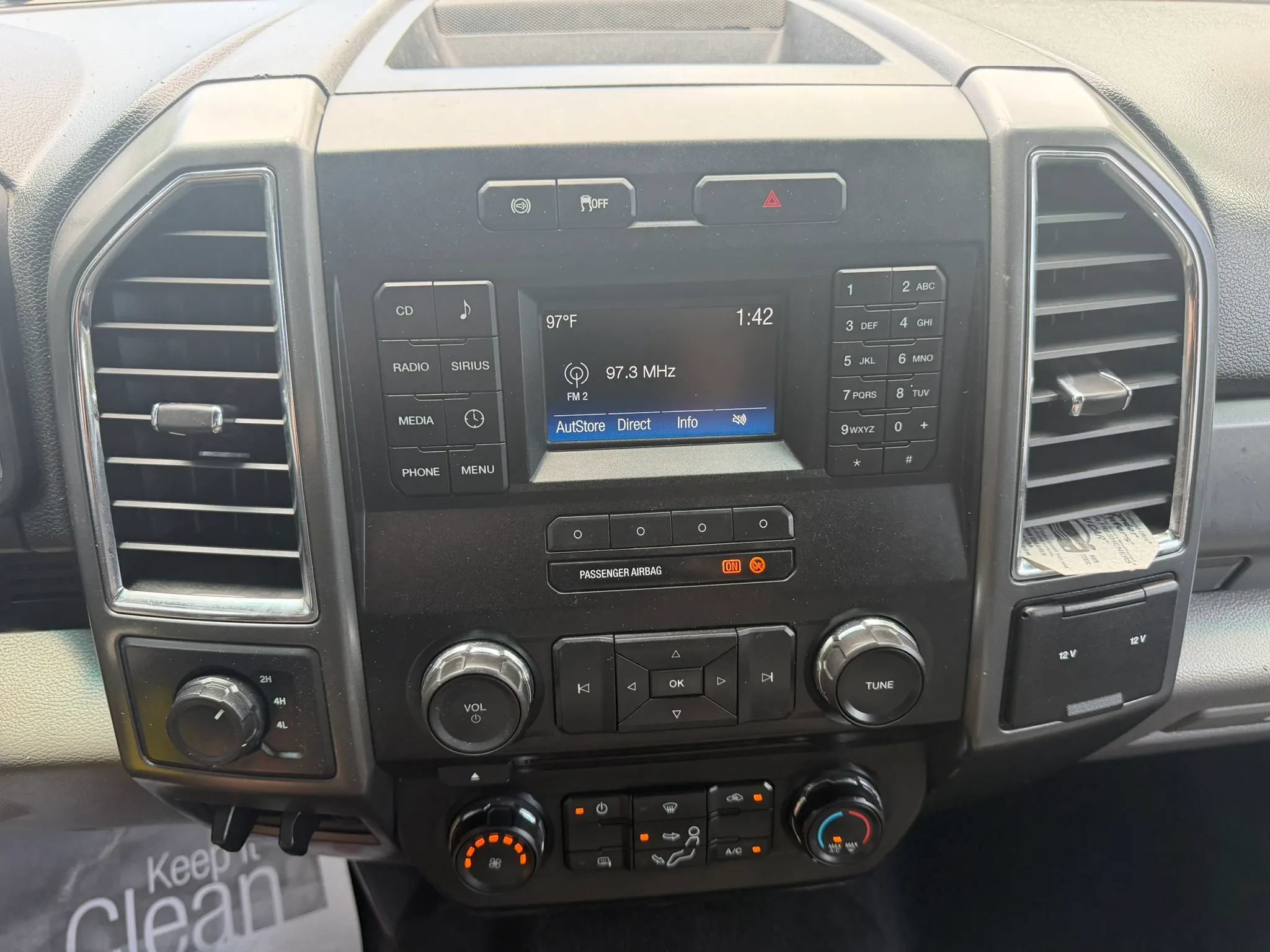 Used 2017 Ford F250 XLT AWD/4WD image 17