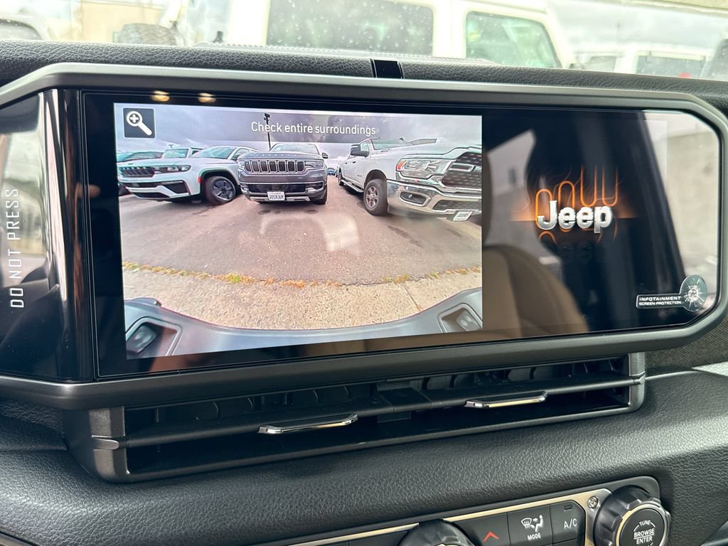 New 2026 Jeep Gladiator Willys AWD/4WD image 29