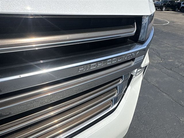 Certified 2023 Chevrolet Suburban High Country AWD/4WD image 32