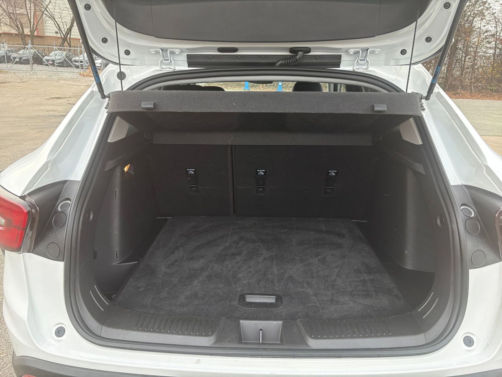 Used 2025 Chevrolet Trax LT image 29