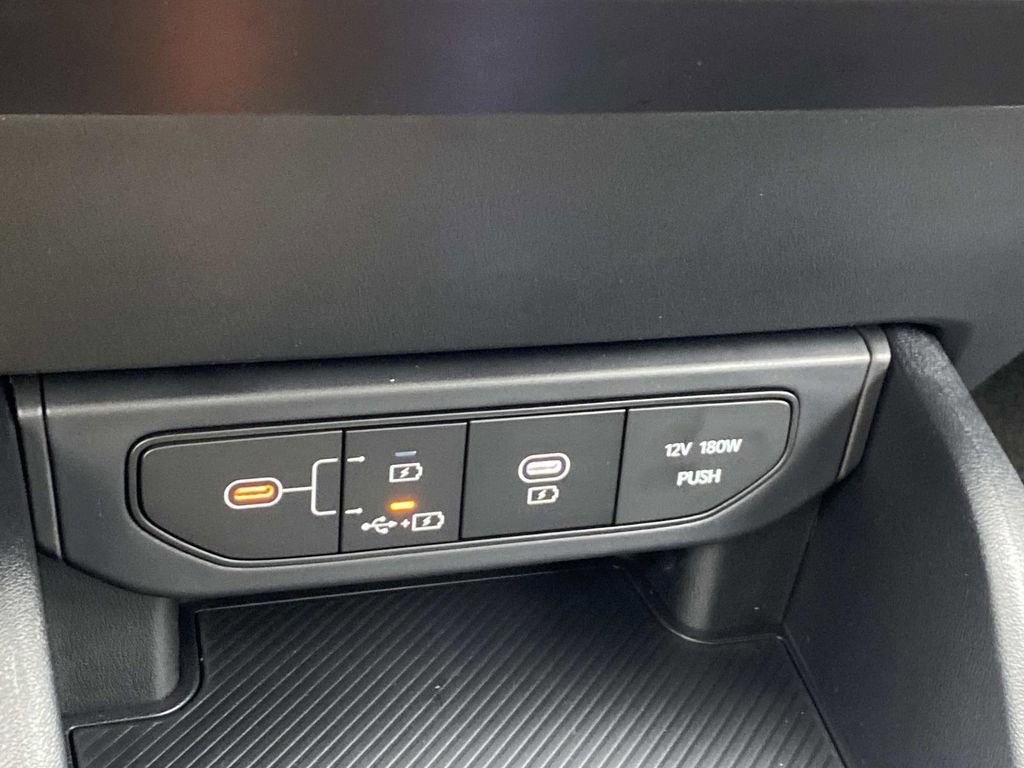 New 2026 Kia K4 LXS image 10