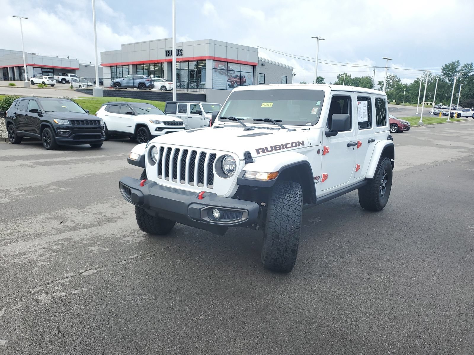 Used 2019 Jeep Wrangler Unlimited Rubicon AWD/4WD image 2