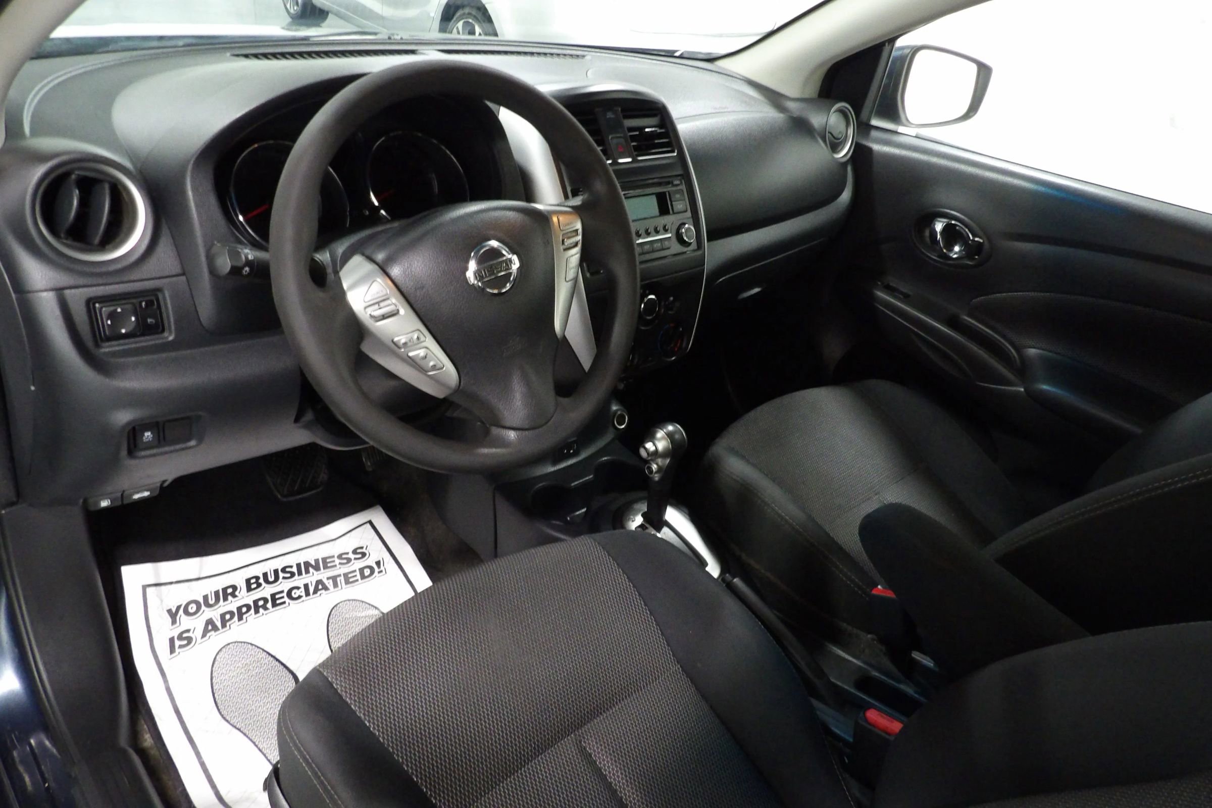 Used 2017 Nissan Versa SV FWD image 8