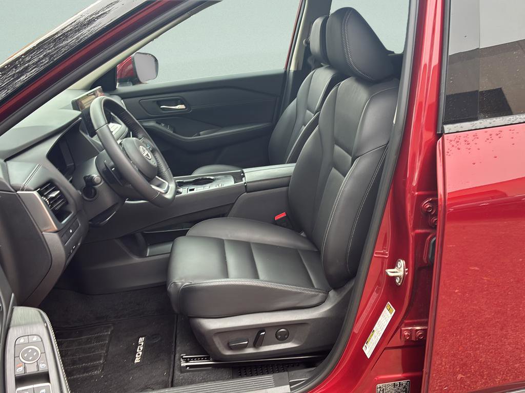 Used 2024 Nissan Rogue SL w/ SL Premium Package image 22