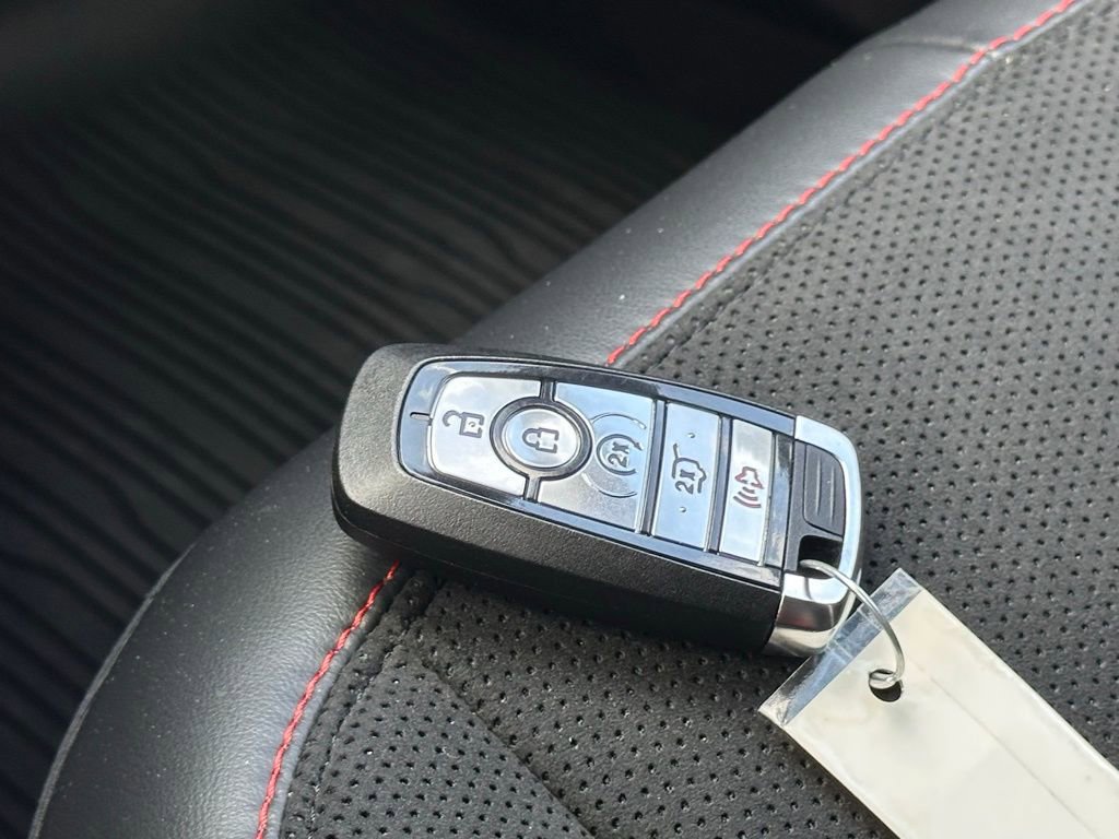 Used 2025 Ford Explorer ST AWD/4WD image 36
