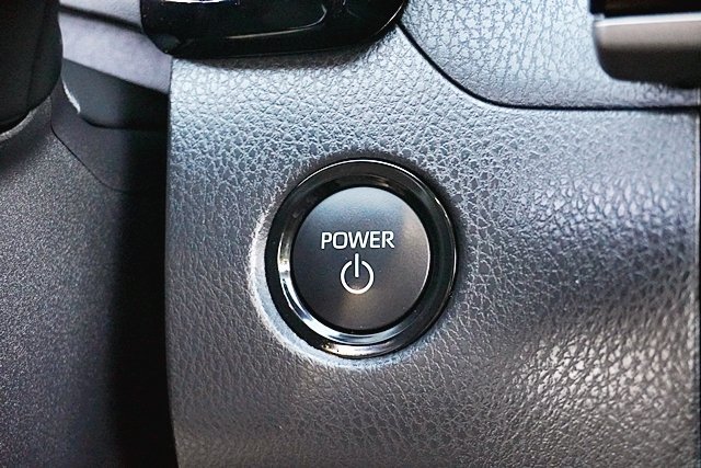 Used 2026 Toyota Camry Hybrid FWD image 39