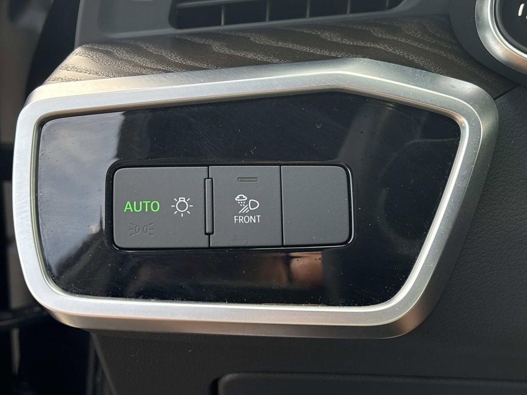 Used 2023 Audi A6 Premium Plus w/ Premium Plus Package image 27