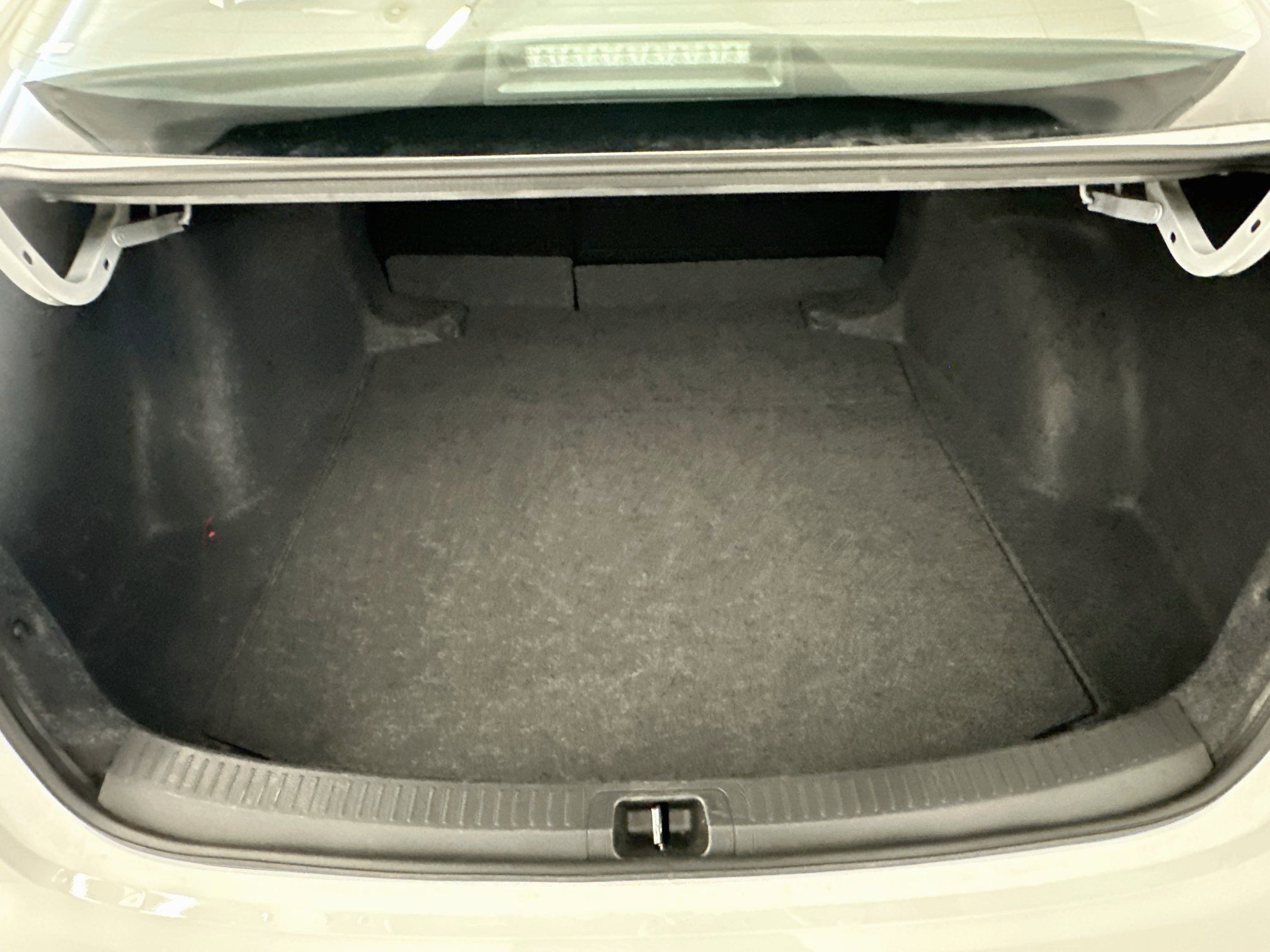 Used 2026 Toyota Corolla LE FWD image 30