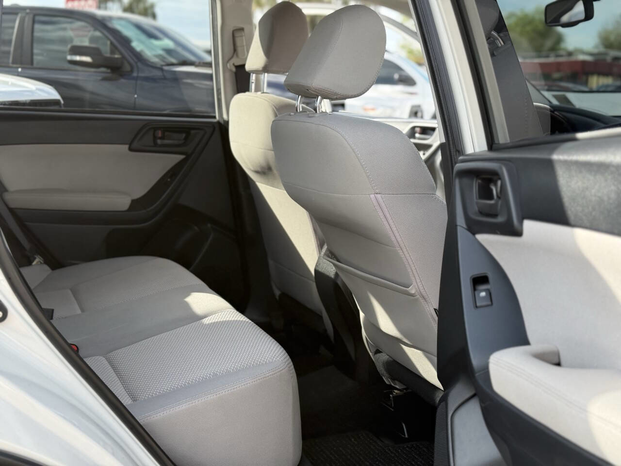 Used 2014 Subaru Forester 2.5i Premium w/ Popular Package #1 AWD/4WD image 8