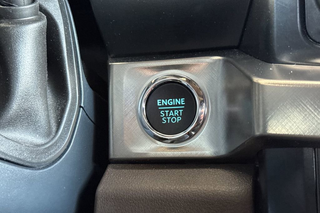 Used 2025 Ford F350 King Ranch AWD/4WD image 23