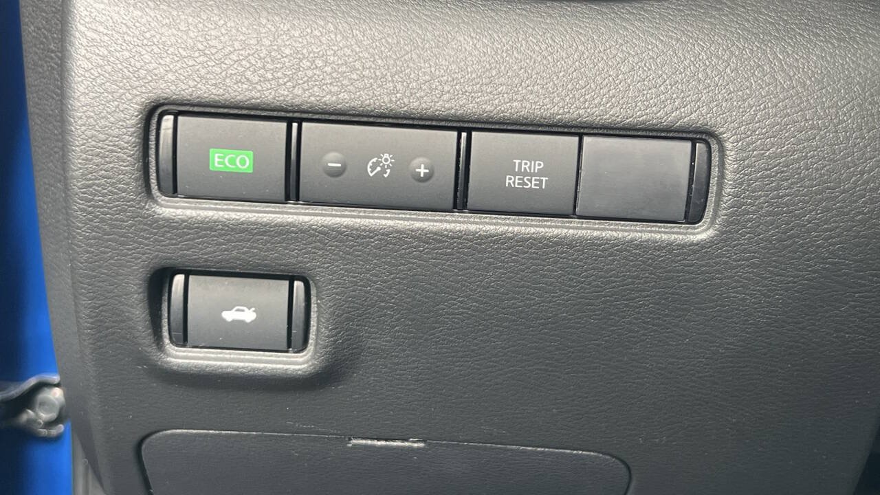Used 2022 Nissan Sentra SV w/ All-Weather Package FWD image 20