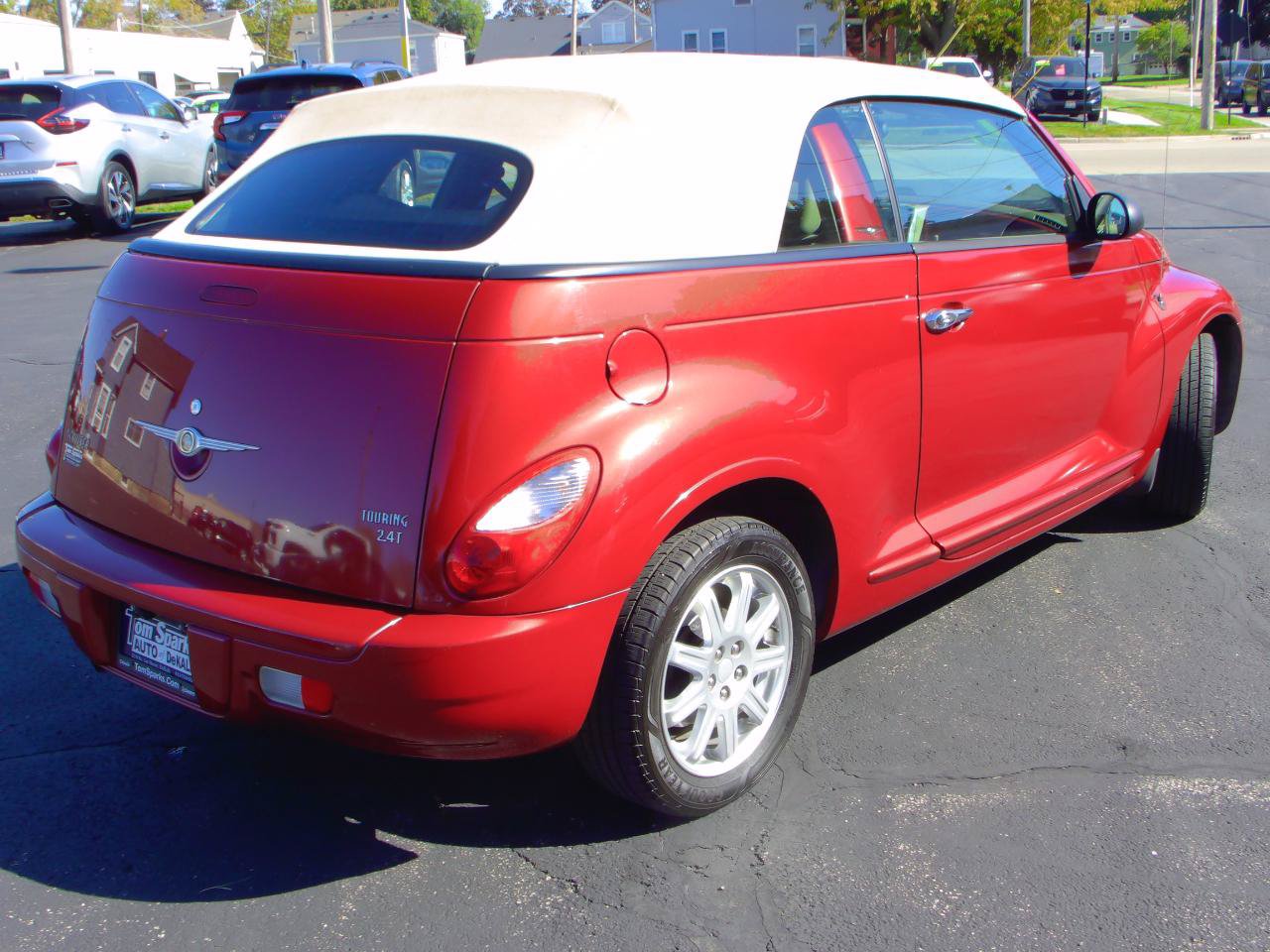 Used 2007 Chrysler PT Cruiser Touring FWD image 3