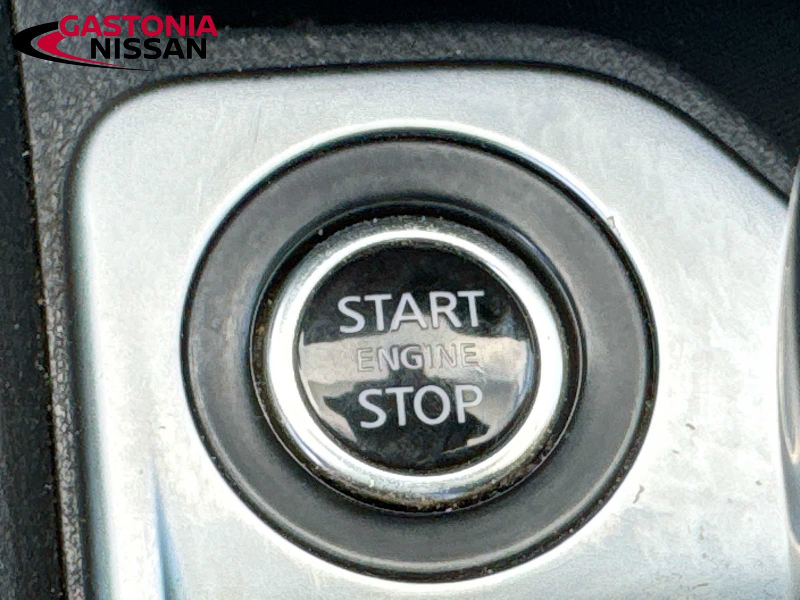 Used 2023 Nissan Sentra SR w/ Electronics Package FWD image 25