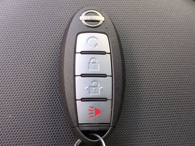 Used 2024 Nissan Frontier Pro-X w/ Technology Package image 26