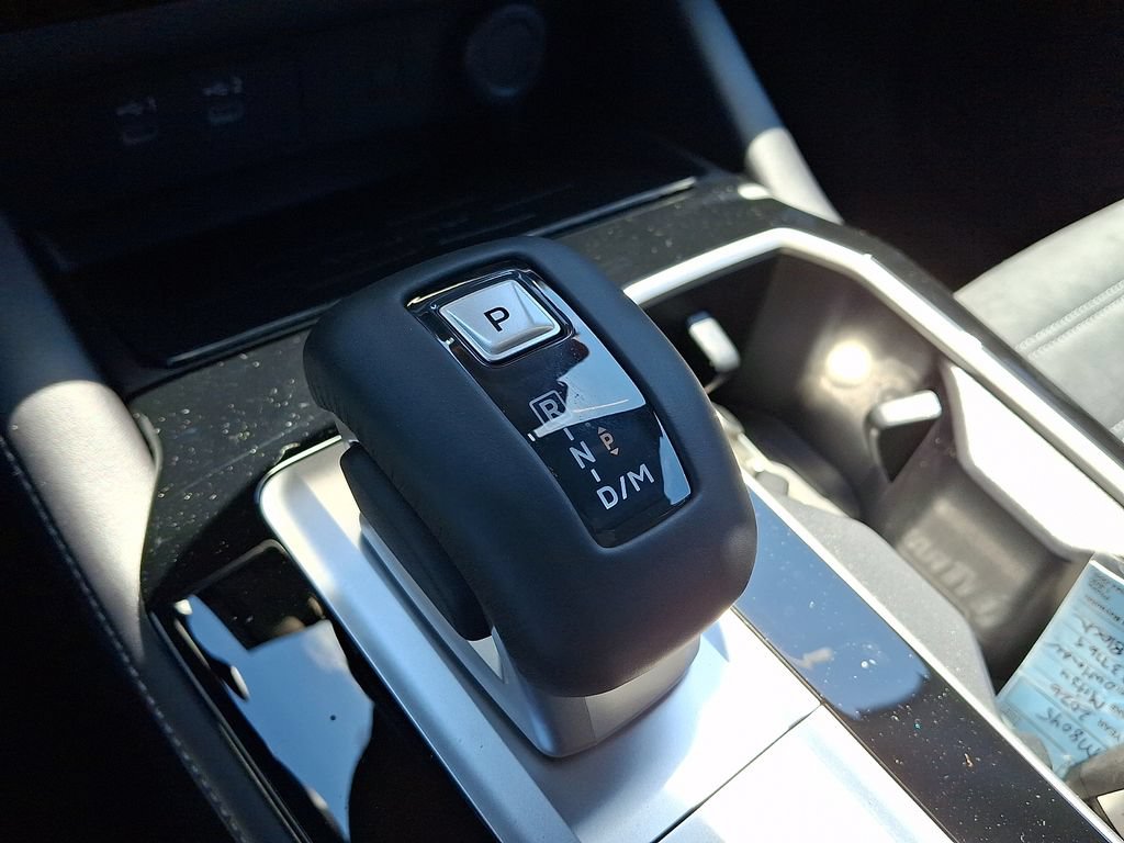 New 2026 Mitsubishi Outlander LE AWD/4WD image 10