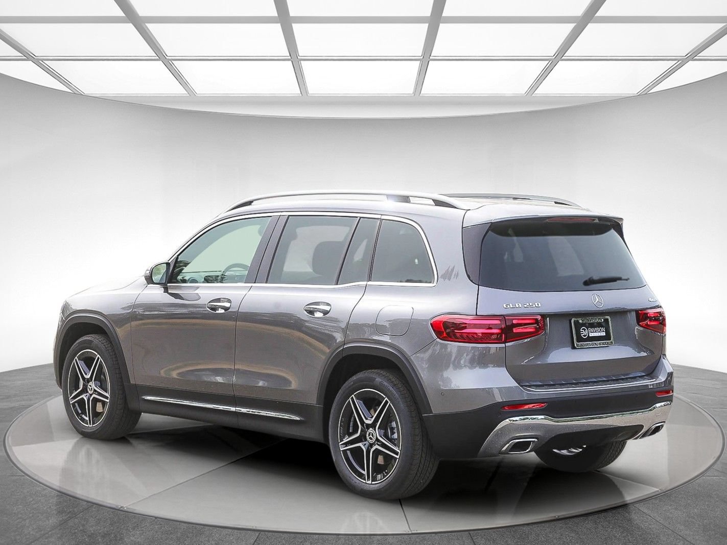 New 2026 Mercedes-Benz GLB 250 4MATIC image 2