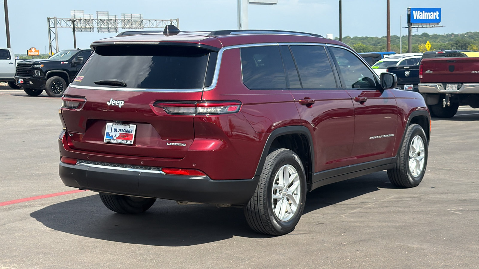 Certified 2022 Jeep Grand Cherokee L Laredo w/ Luxury Tech Group I RWD image 5