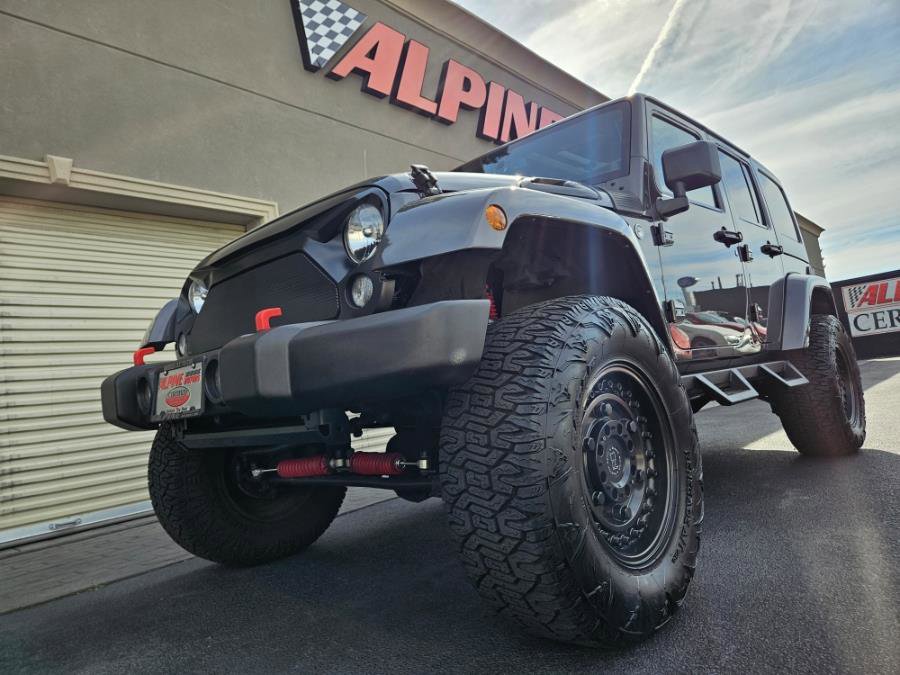 Used 2014 Jeep Wrangler Unlimited Sahara w/ Dual Top Group image 41