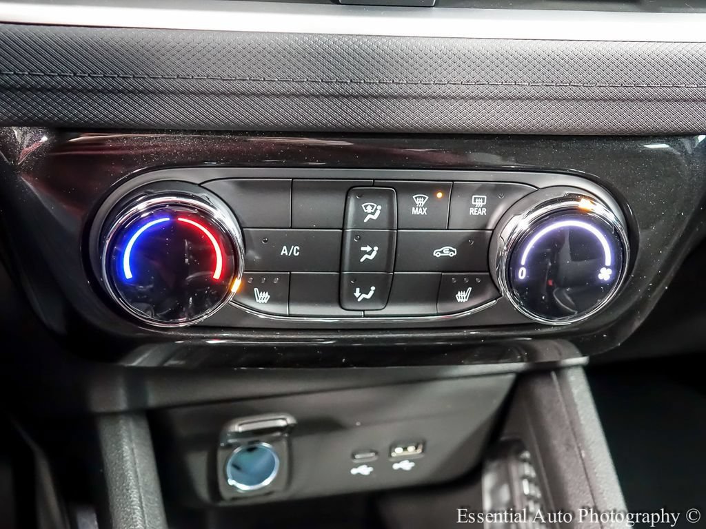New 2026 Chevrolet TrailBlazer LT w/ LT Cold Weather Package FWD image 16